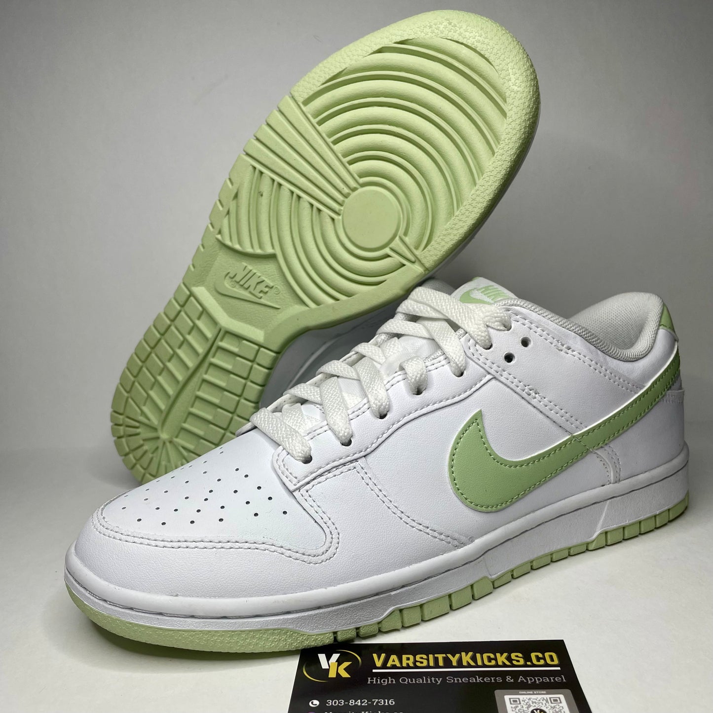 Dunk Low ‘Honeydew’ Size 8.5M - VarsityKicks.co