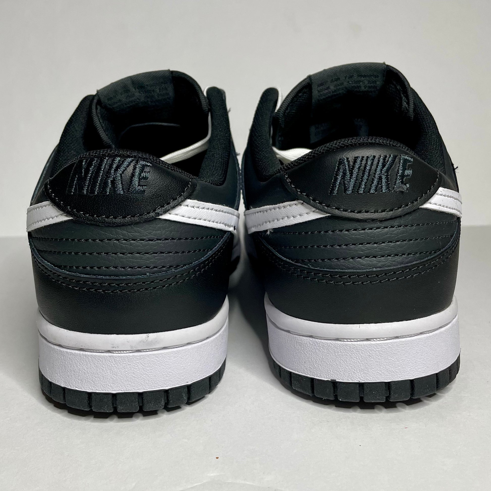 Dunk Low Retro ‘Black/White’ Size 9M - VarsityKicks.co