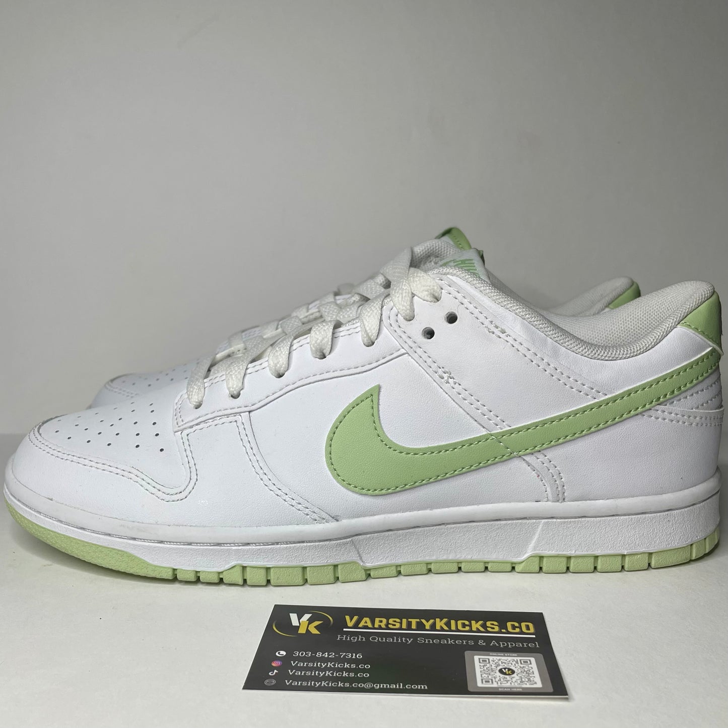 Dunk Low ‘Honeydew’ Size 8.5M - VarsityKicks.co