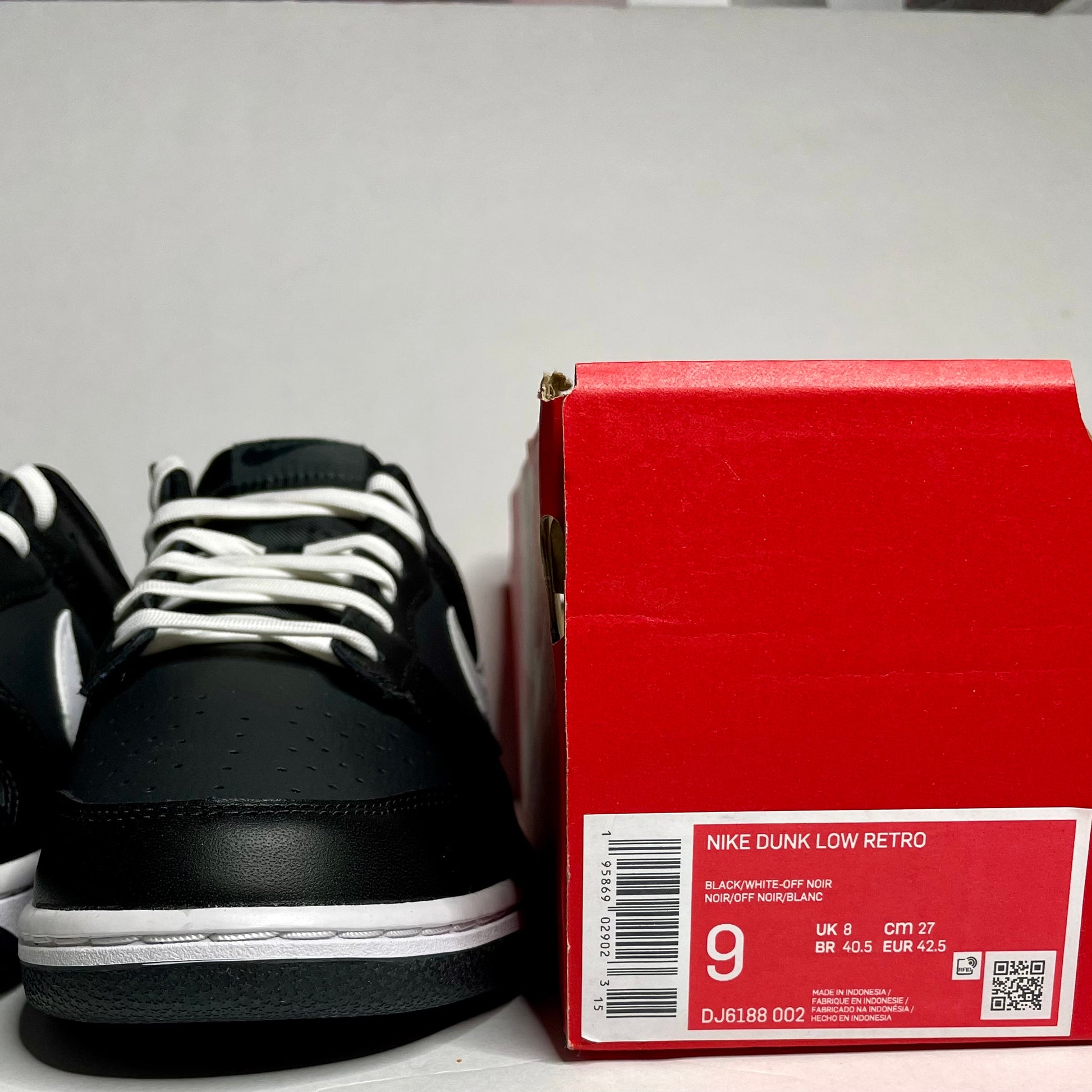 Dunk Low Retro ‘Black/White’ Size 9M - VarsityKicks.co